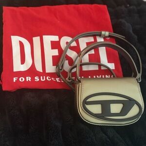 Diesel Women's Beige and Black Mini Bag